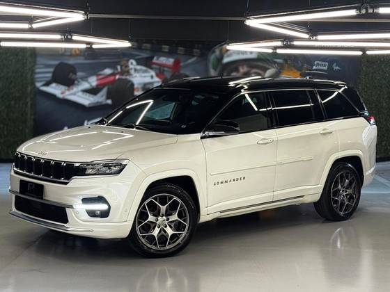 JEEP COMMANDER 1.3 T270 TURBO FLEX OVERLAND AT6 JEEP COMMANDER 1.3 T270 TURBO FLEX OVERLAND AT6